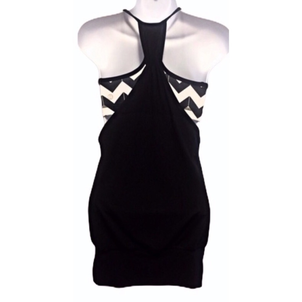 🚫SOLD🚫Lululemon Black Chevron Bra No Limits Tank - Picture 4 of 8
